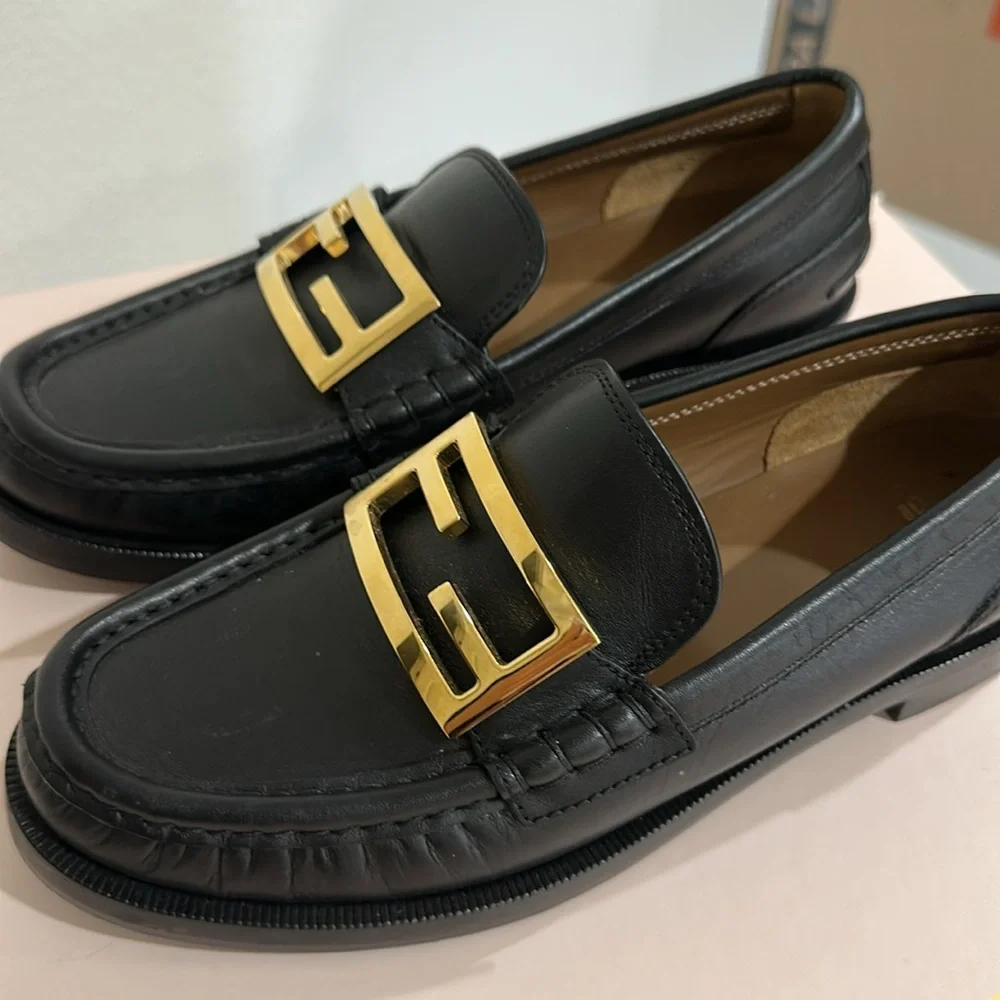 FENDI  Baguette Calfleather Loafers - Picture 6 of 10